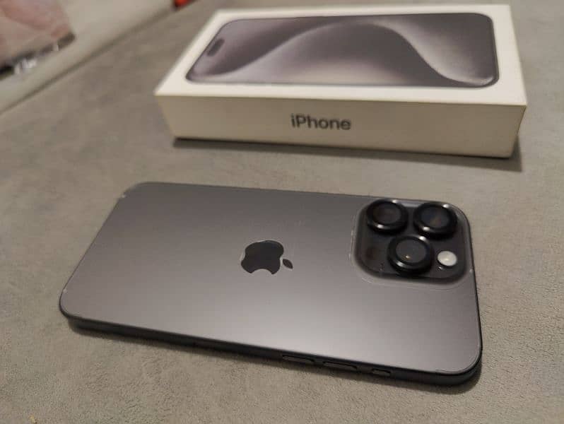 iPhone 15 pro max 256gb 1