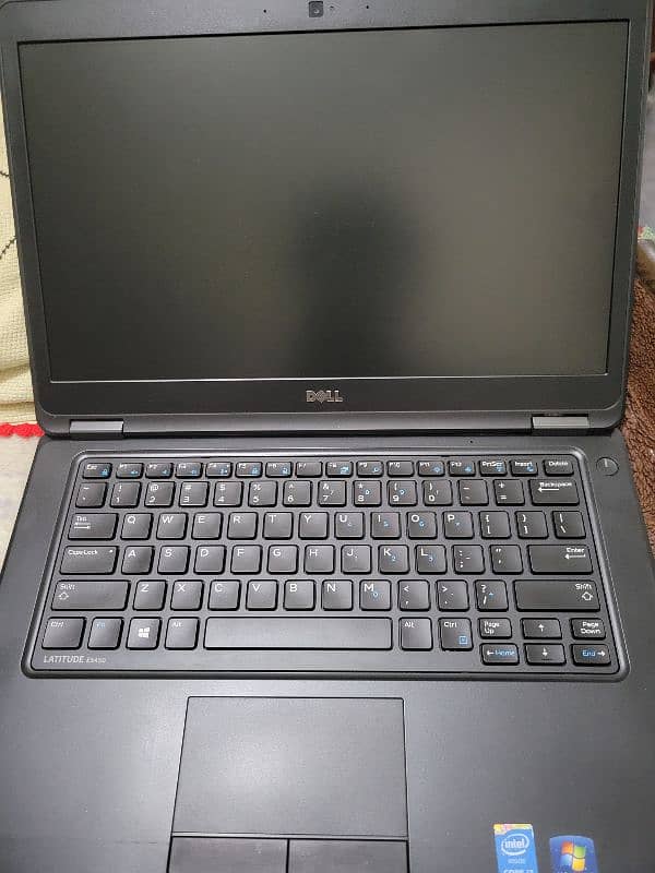 dell leptop core i7.5gen 256sad 10by9.5 condition 8