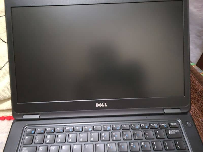 dell leptop core i7.5gen 256sad 10by9.5 condition 10