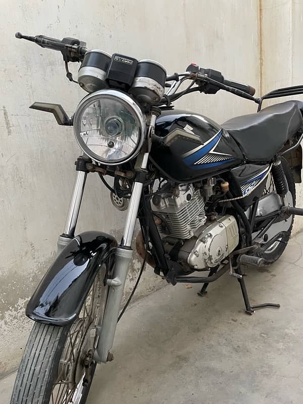 Suzuki gs 150 model year 2017 0