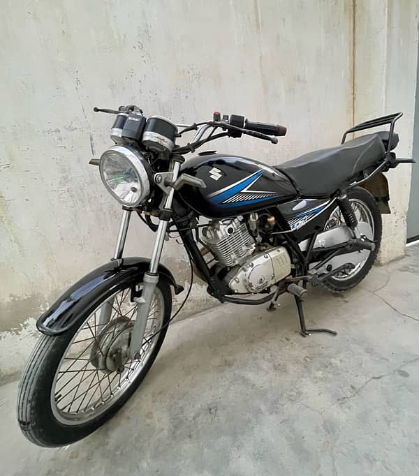 Suzuki gs 150 model year 2017 4