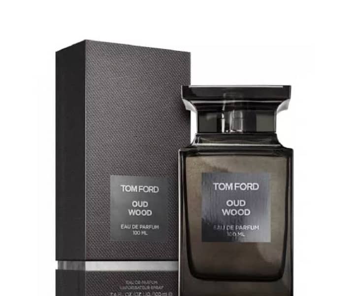 Tom ford Oud wood 100 ml brand new If you want any other perfume. msg 2