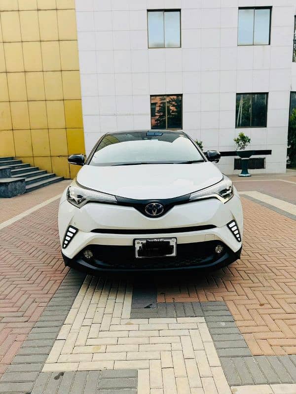 Toyota C-HR 2017 0