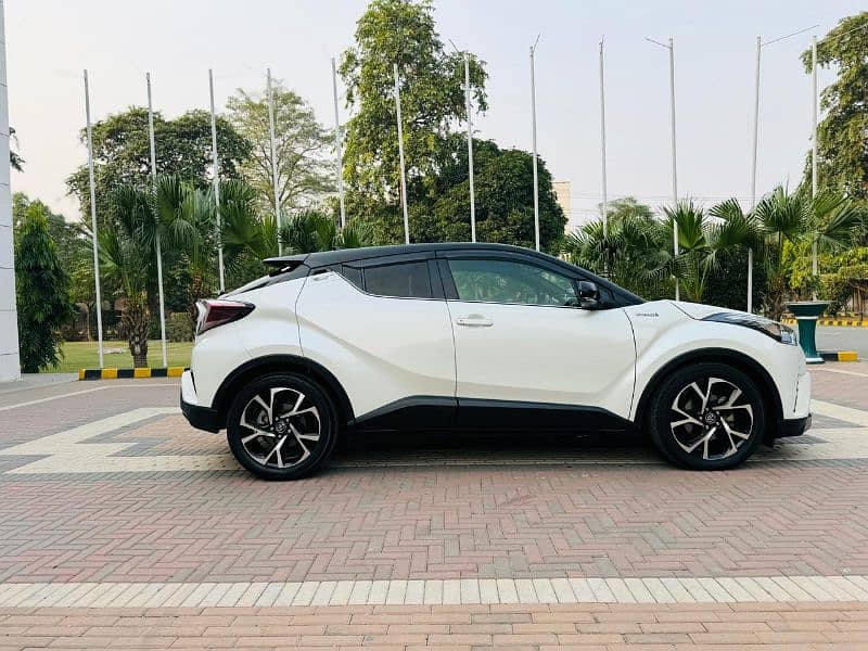 Toyota C-HR 2017 2