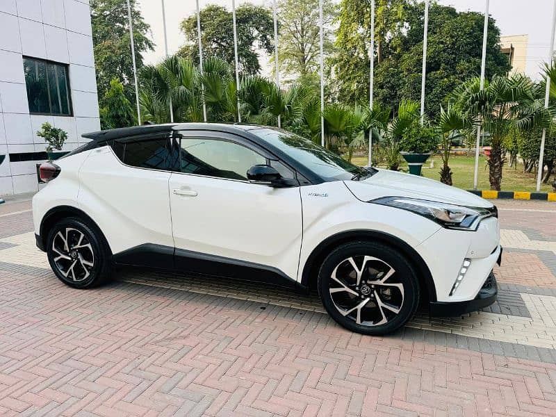 Toyota C-HR 2017 7