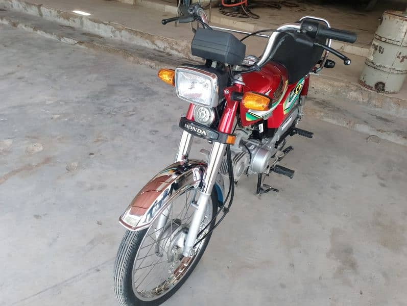 honda CD 70 2023 model karachi 4