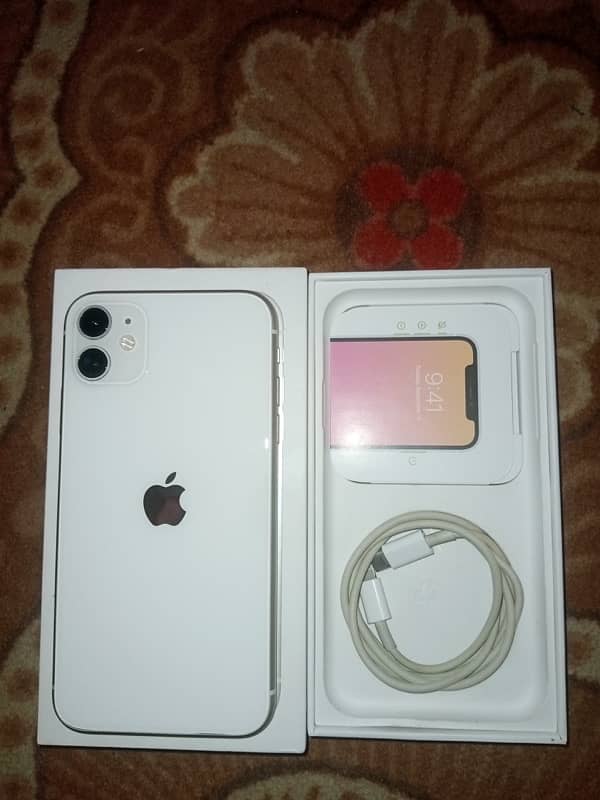 iphone 11 with box 3