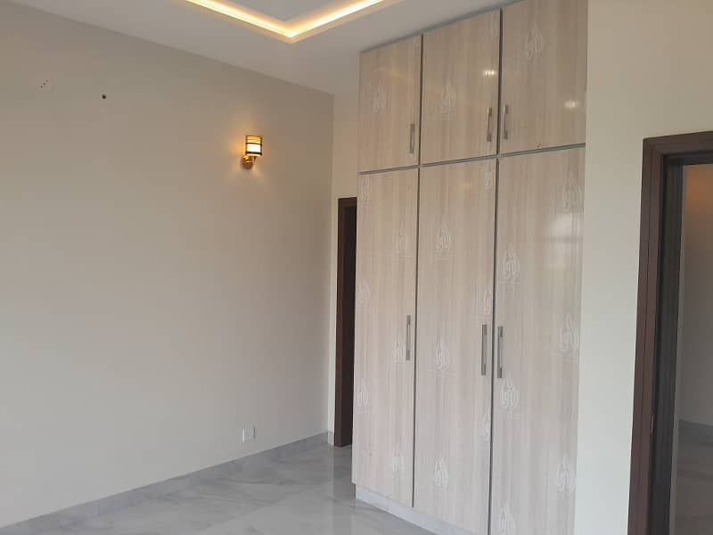 Modern 5 Marla Luxury House For Rent 13