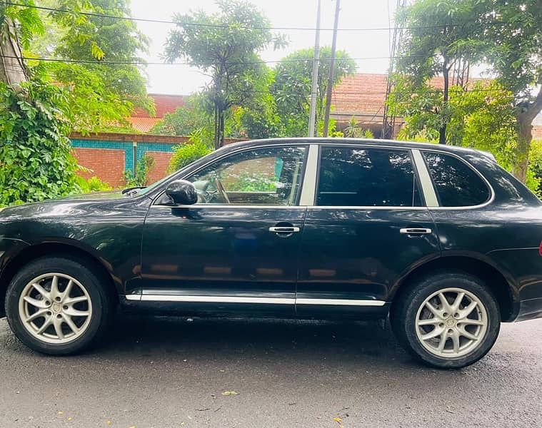 Porsche Cayenne 2005 3