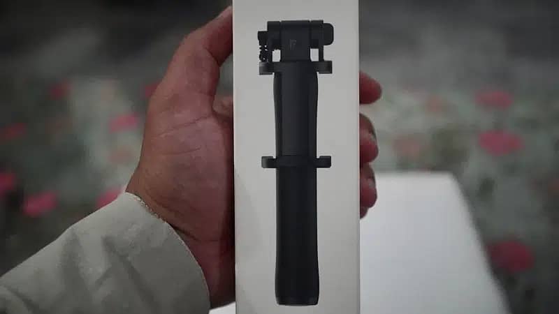 MI selfie stick for vlog and photograpghy for mobile phones 0