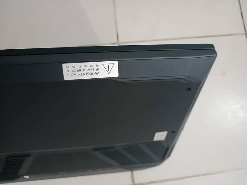 Dell gaming laptop with Nvidea RTX3060 4