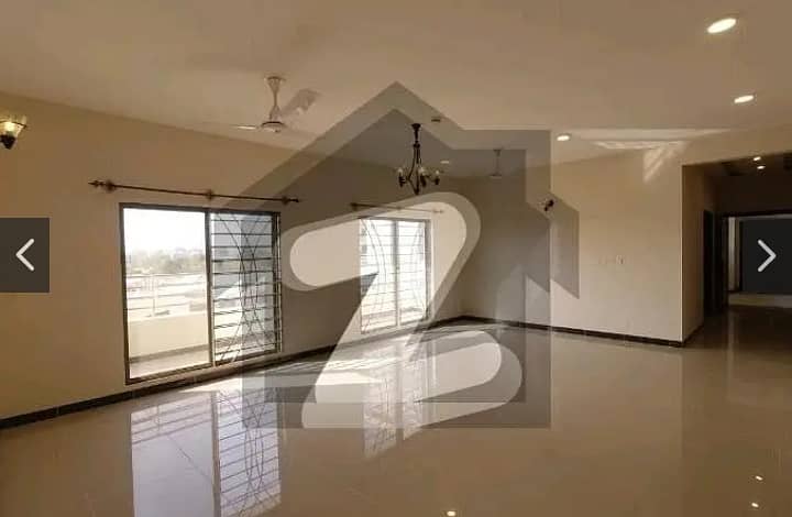 2 bedroom Drawing Dinning 1st Floor Main Maskan Chowrangi Block 4 Gulshan-e-Iqbal Karachi 3