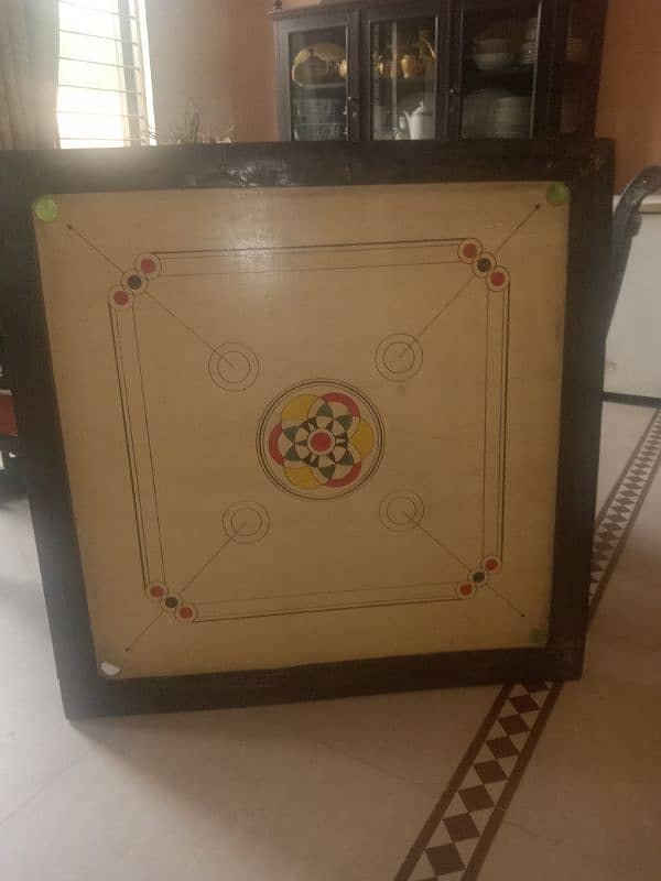 Carrom board in very big size 0