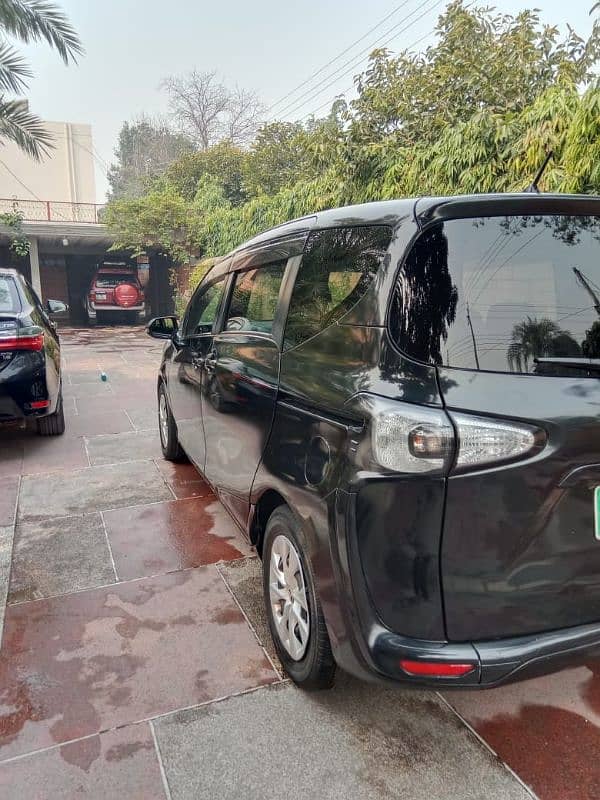 Toyota Sienta 2019 0