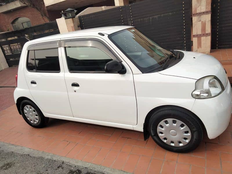 Daihatsu Esse 2010 1