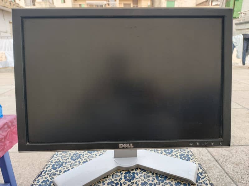 6 pcs dell 20 inch lcd available 3