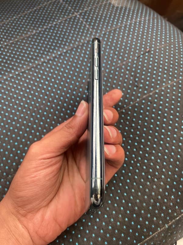 iPhone 11 pro pta approved 4