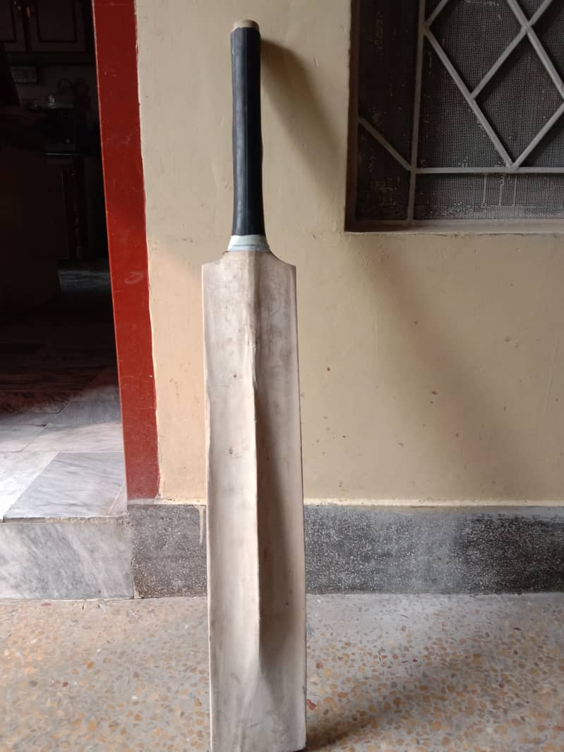 Cricket bat for sale 0