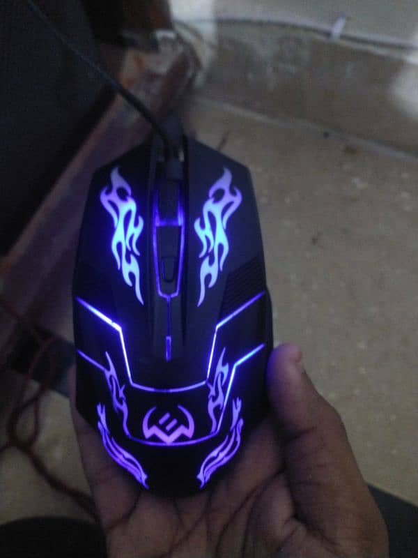 Gaming. mouse 0