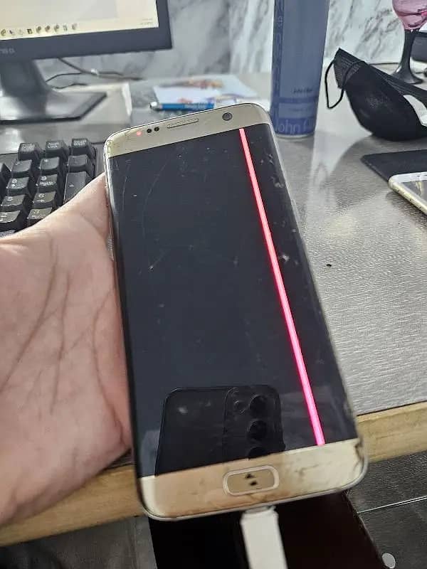 Samsung s7 edge panel 1