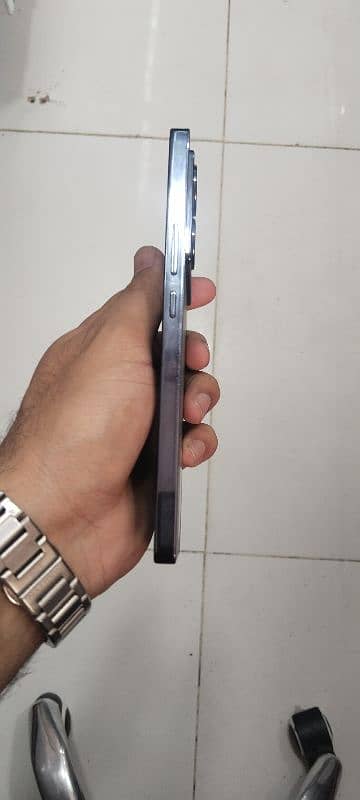 Infinix note 40 2