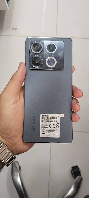 Infinix note 40 7