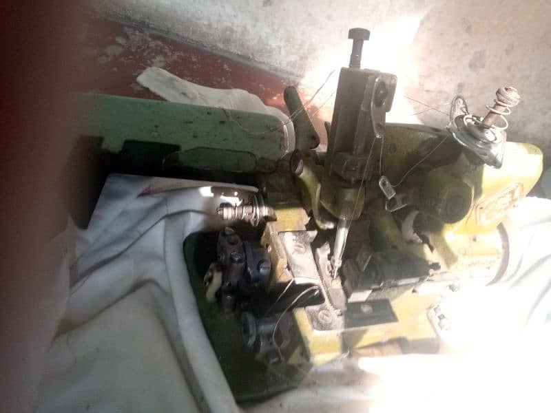 old japani overlock machine 1