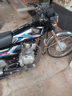 Honda CG 125 2025