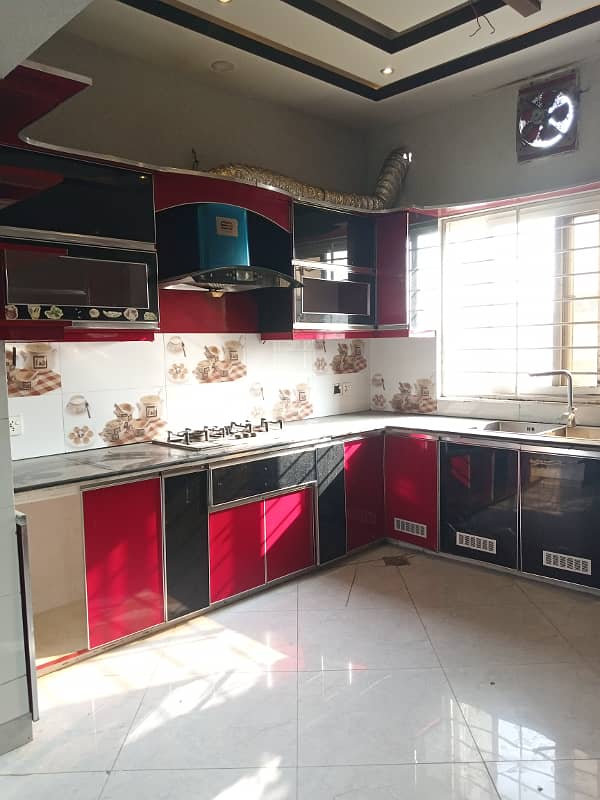 12 Marla Uper Portion Availabe For Rent in G-15 Islamabad 5