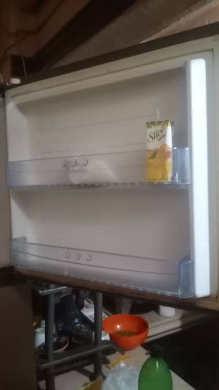 Refrigrator and Freezer 12