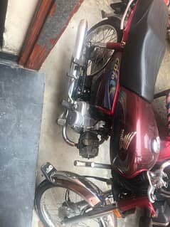 Honda CD 70 red colour model 2024