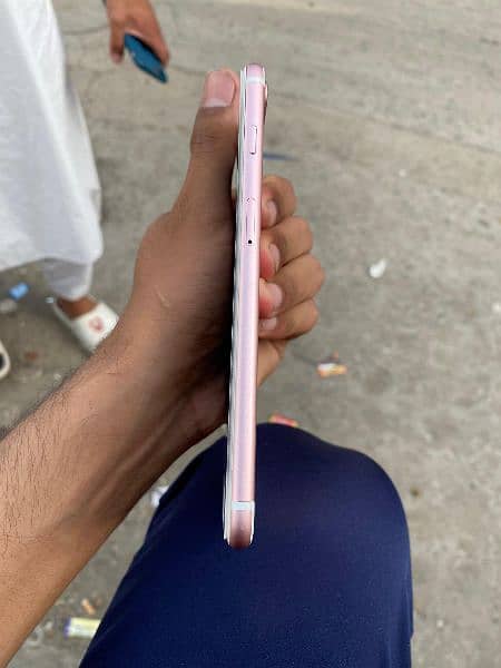 iphone 7+ 128GB PTA approved for sale 2