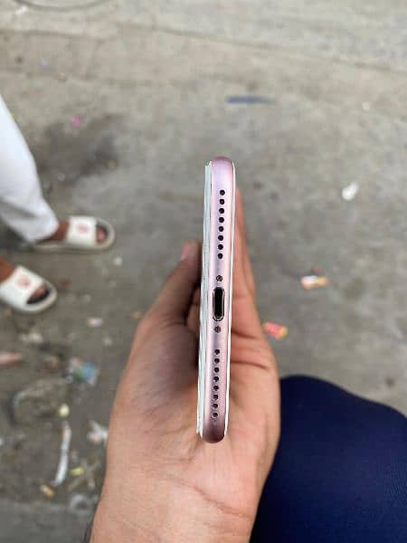 iphone 7+ 128GB PTA approved for sale 3