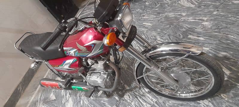 Honda 125  Model 2023 Demand 190k All ok  no work required granted 6