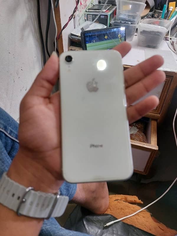 iphone xr 64 Gb 2