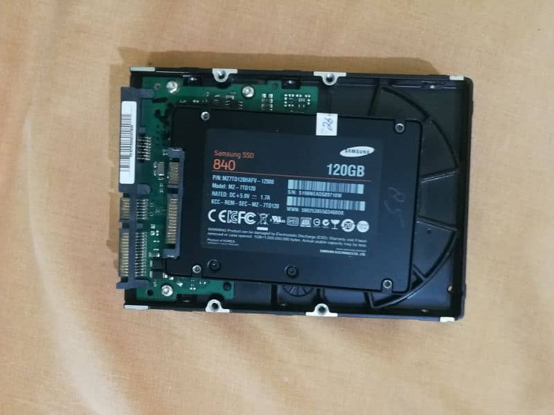 SAMSUNG SSD 840 128 GB +SAMSUNG HDD 250 GB 1