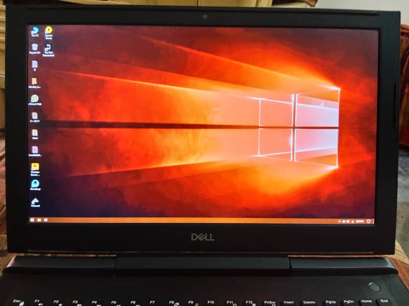 Dell G5 15 Core i7-8th Gen GTX 1050Ti 16GB RAM 256GB SSD + 1TB HDD 9