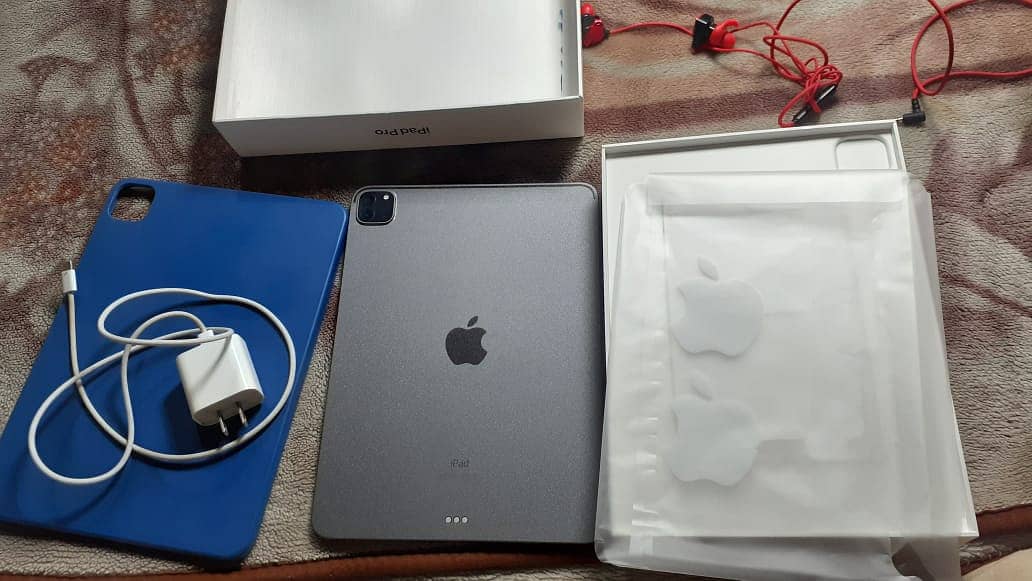 iPad pro m1 Grey 3