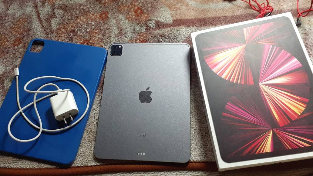 iPad pro m1 Grey 4