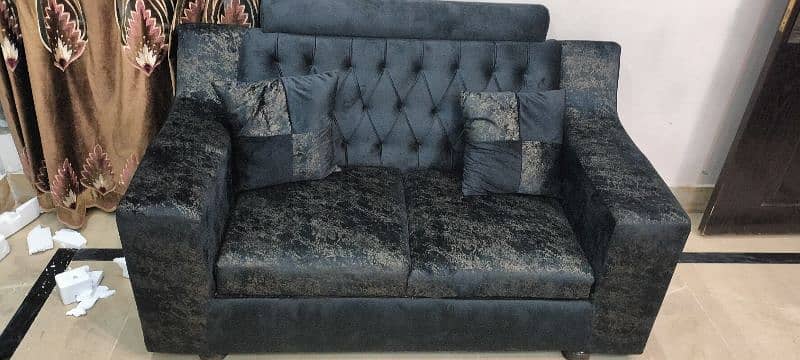 6 Seater Brand New condition Sofa 1