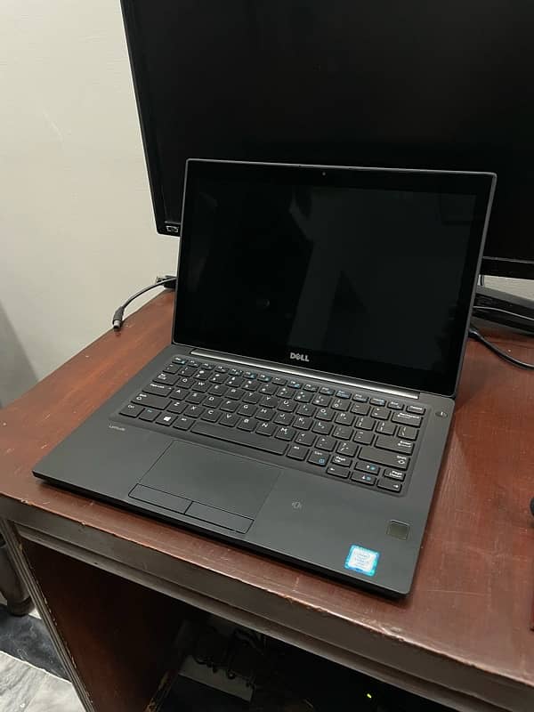 Dell Latitude 7280 i7 7th Gen 1