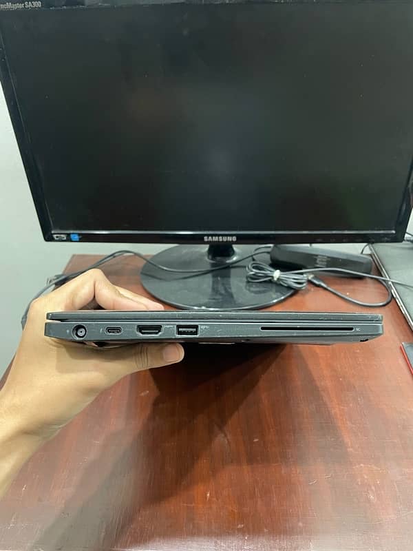 Dell Latitude 7280 i7 7th Gen 7