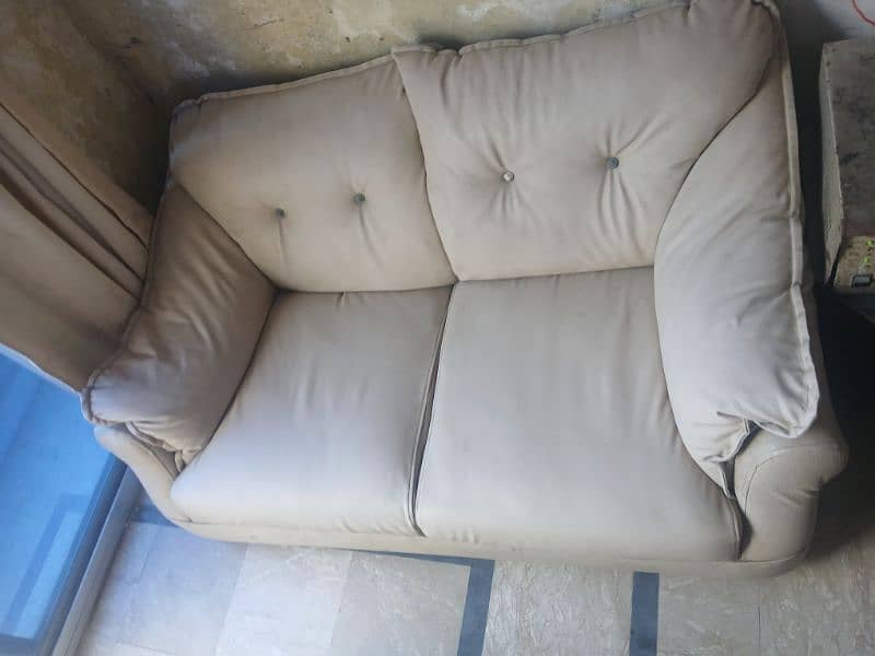 Lether sofa 8 seater 0304,570,8180 2