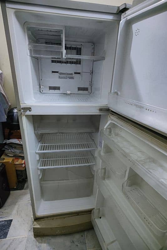 Mitsubishi Fridge No Frost 1