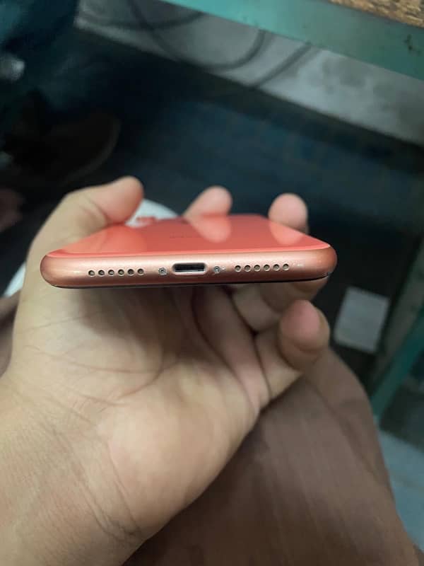 iPhone XR 64GB jv For sale 3