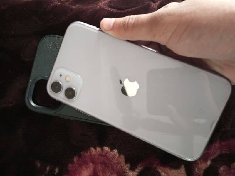 Iphone 11 NON PTA 5