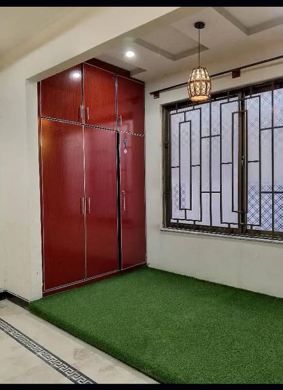 VIP location upper portion for rent in shallavelly near range road 18