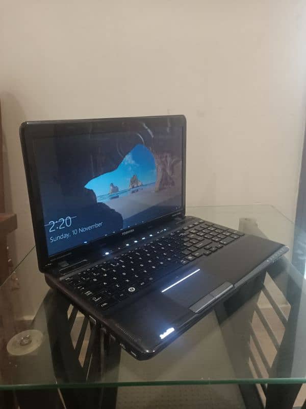 TOSHIBA SATELLITE P750 GAMING LAPTOP FOR SALE 1