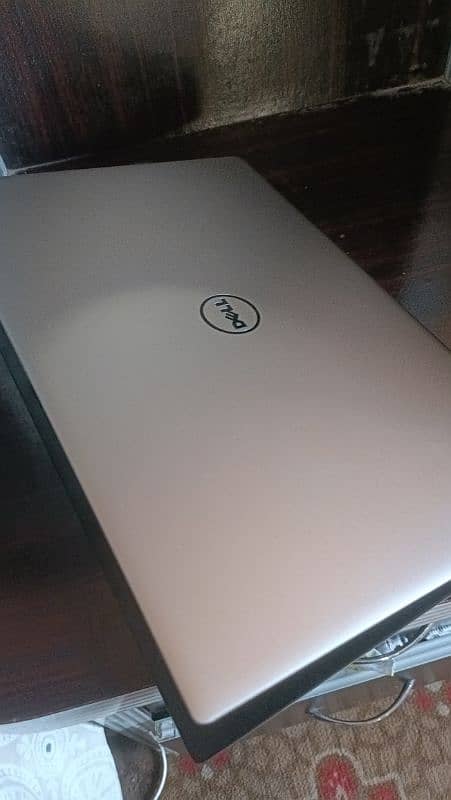 Dell XPS 9360 i7 8th gen 0