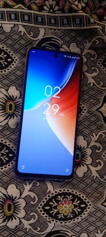 Tecno camon 18T 3